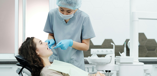 Dental veneers consultation